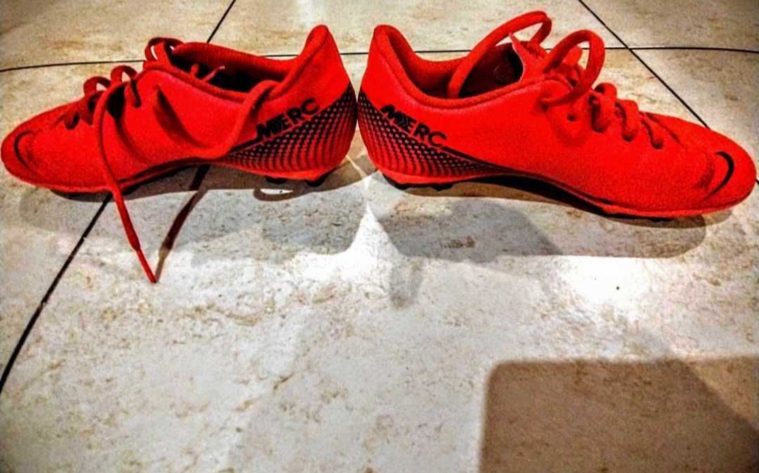 Buty korki nike 35,5