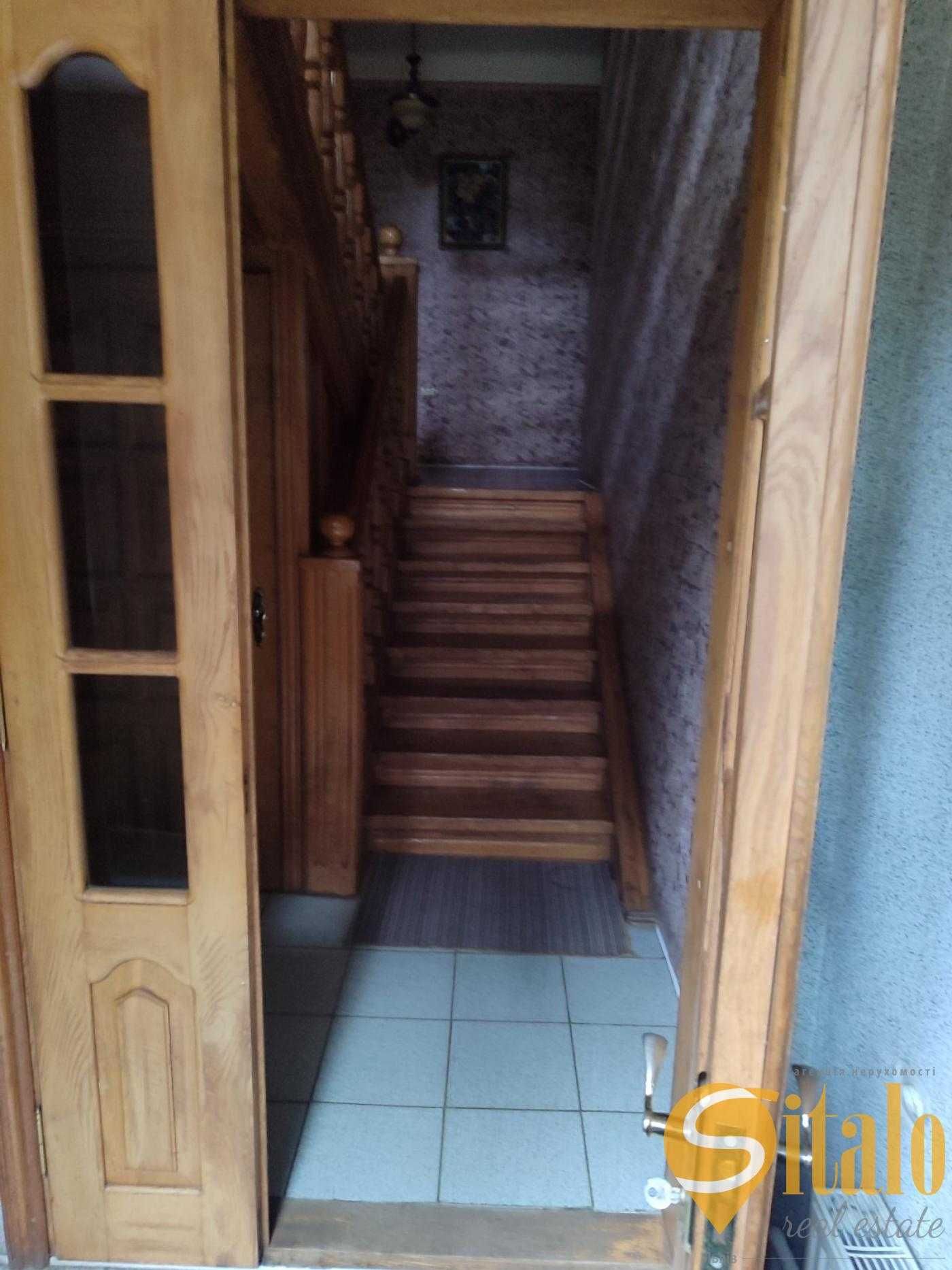Продаж будинку, Липники