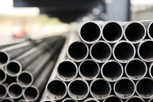 Rury konstrukcyjne czarne stalowe – solidne, grube ścianki