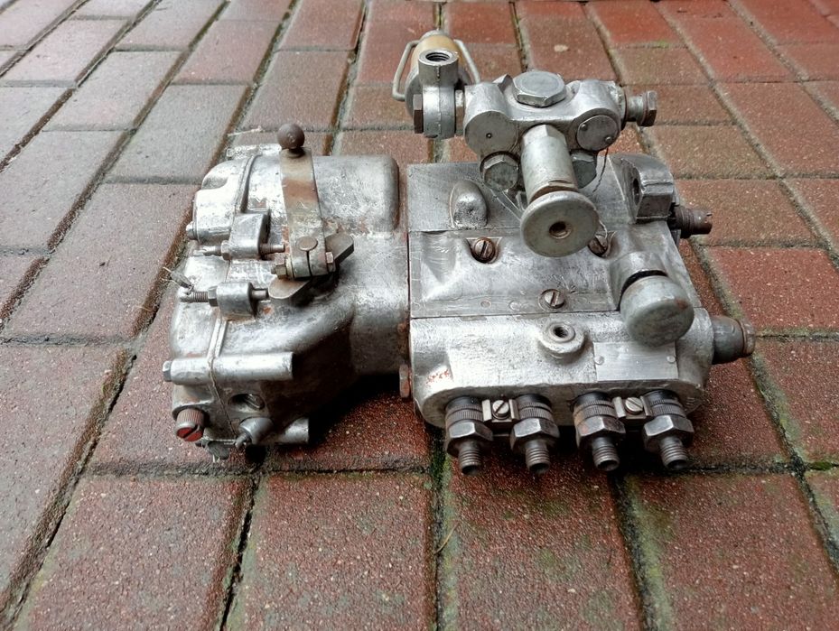 Pompa wtryskowa ursus c360