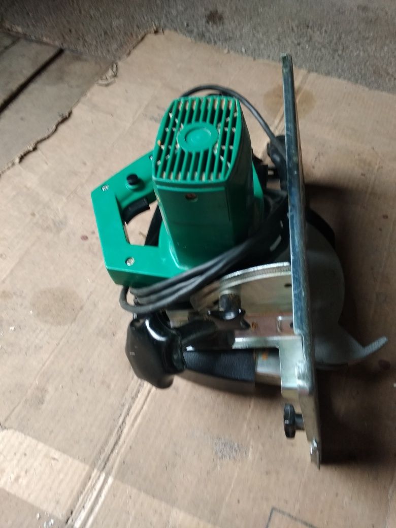 Торцовая пила Metabo