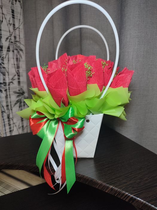 Букети із цукерок!Солодкі букети!Сладкие букеты!Солодкий подарунок!