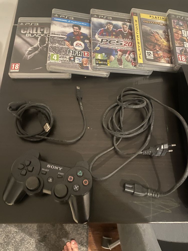 Playstation 3 + jogos + comando