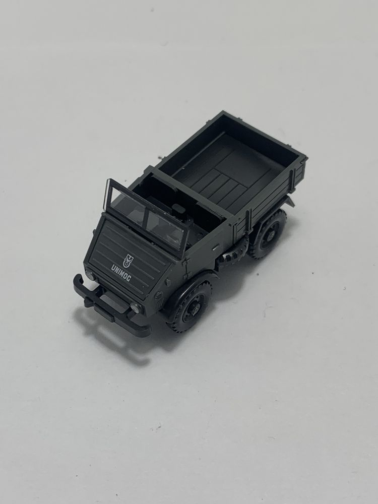 Unimog 411 da Wiking escala 1/87