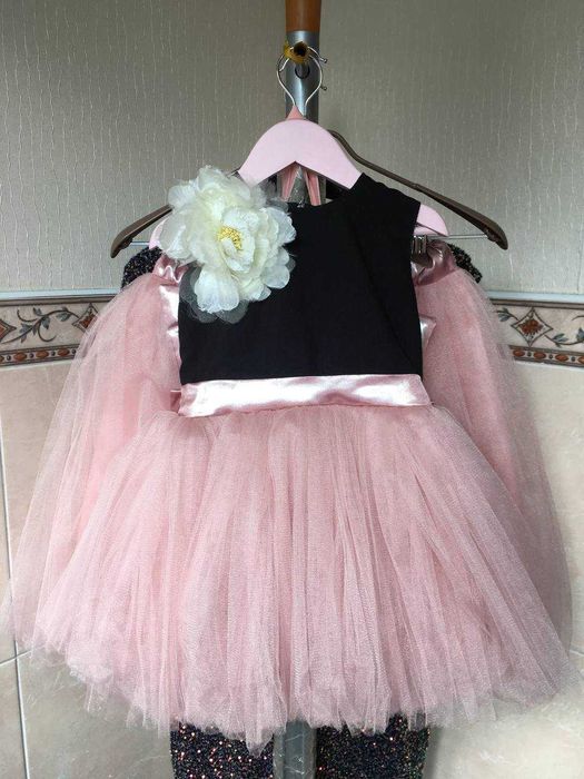 Фемелі лук дитяча сукня і рожева спідниця з бантом для мами