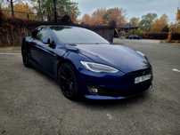 Обмен на недвижимость. Tesla model s 2018