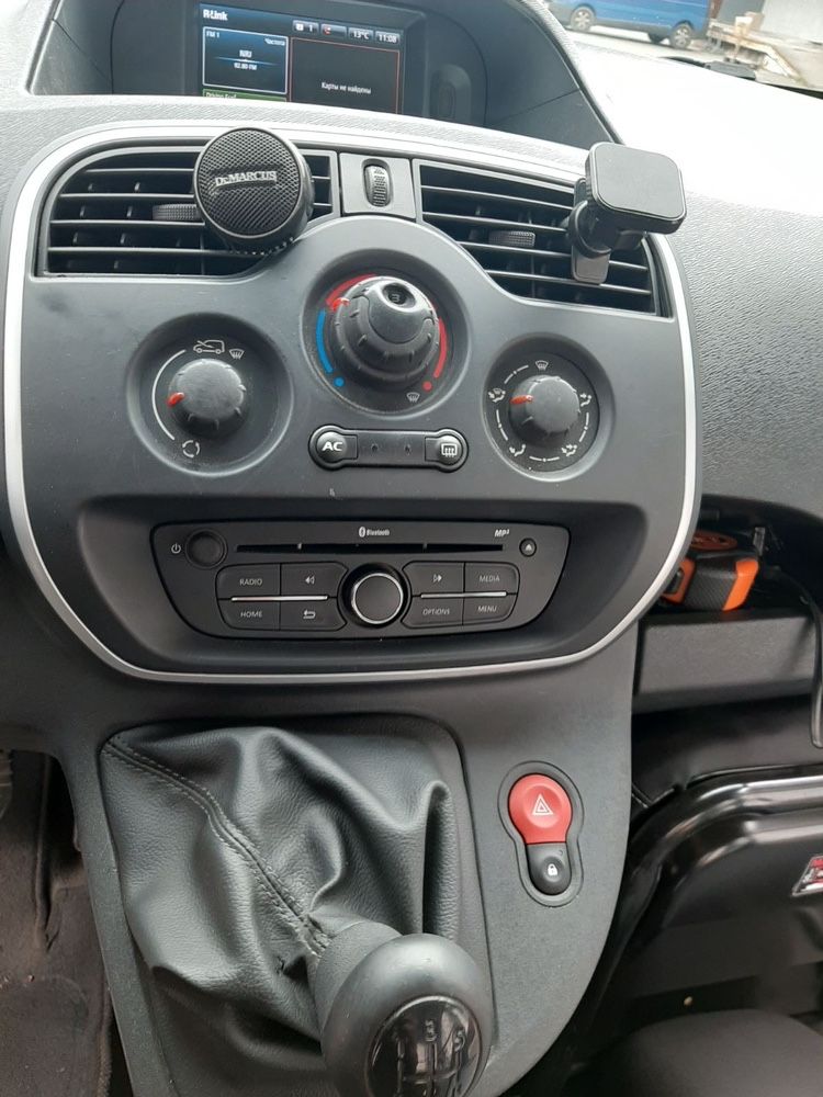 Renault Kangoo ….