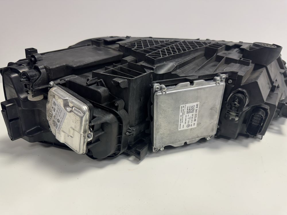 Lampa reflektor Audi Q7 4m Full led USA igła 2018