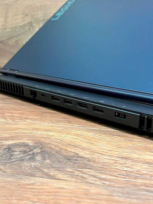 Lenovo Legion5 15ACH6H\RTX 3070(8GB\Ryzen 7 5800H\32GB DDR4\1TB SSDM2