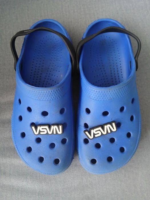 Nowa piłka plażowa Cars + klapki rozm 33