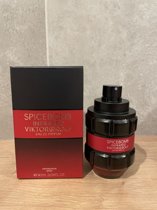 Viktor & Rolf Spicebomb Infrared EDP