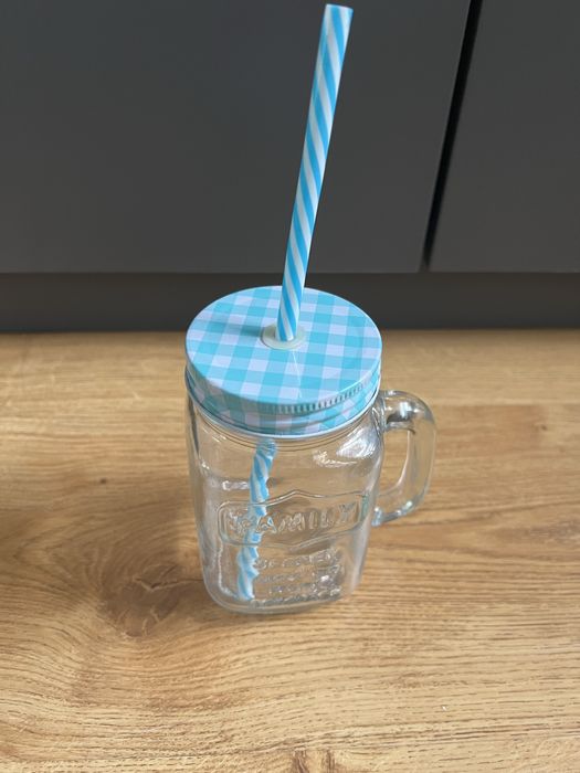 Kubek szklanka ze słomką słoik pokrywka niebieska krata