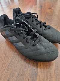 Buty piłkarskie adidas
