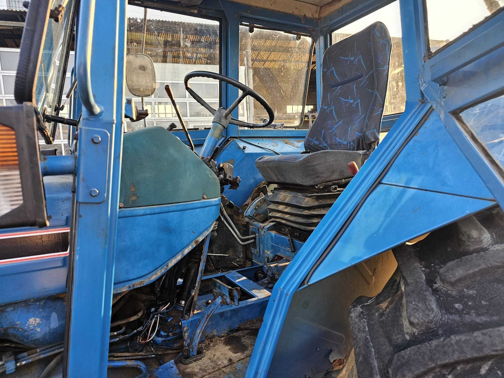 Ciągnik rolniczy Ford 6610