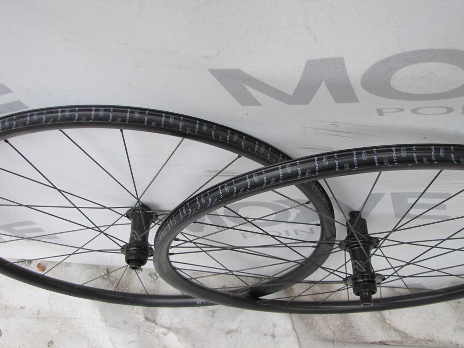Okazja! gravelowe koła SPECIALIZED ROVAL SL , Shimano MicroSPLine