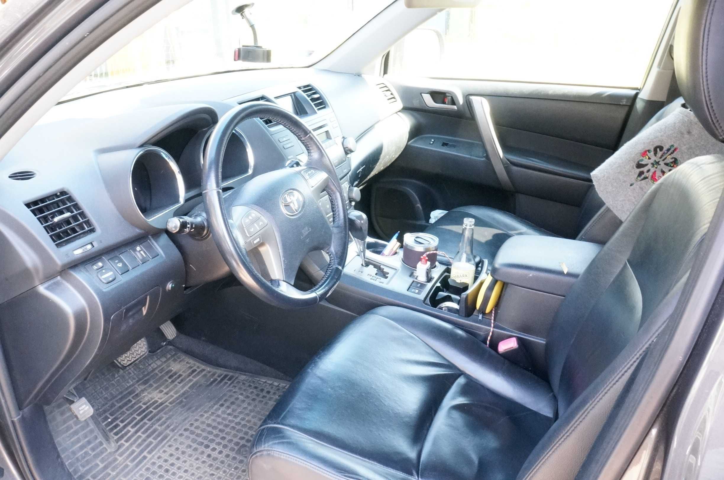 Toyota Highlander Sport 4WD 3.5