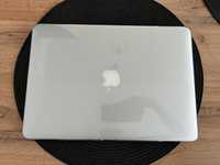 MacBook Air 13 w etui od nowości