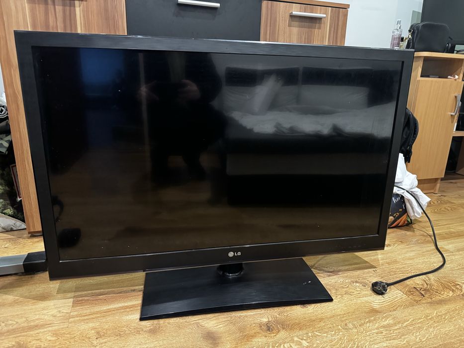 Telewizor LG 42”