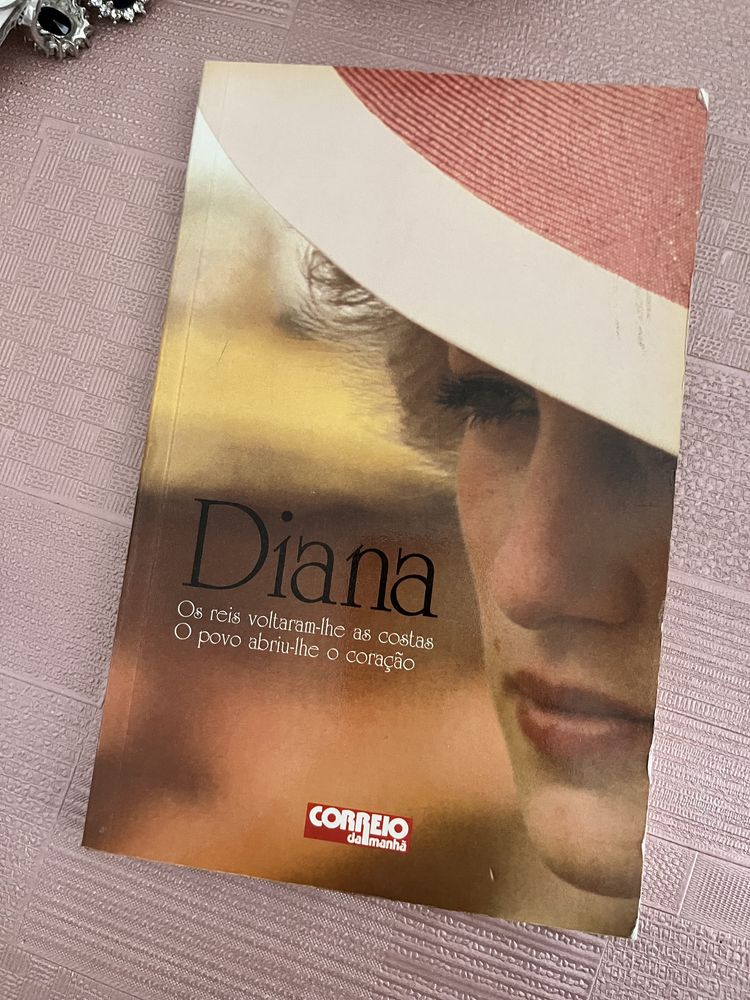 Livro ilustrado da princesa Diana