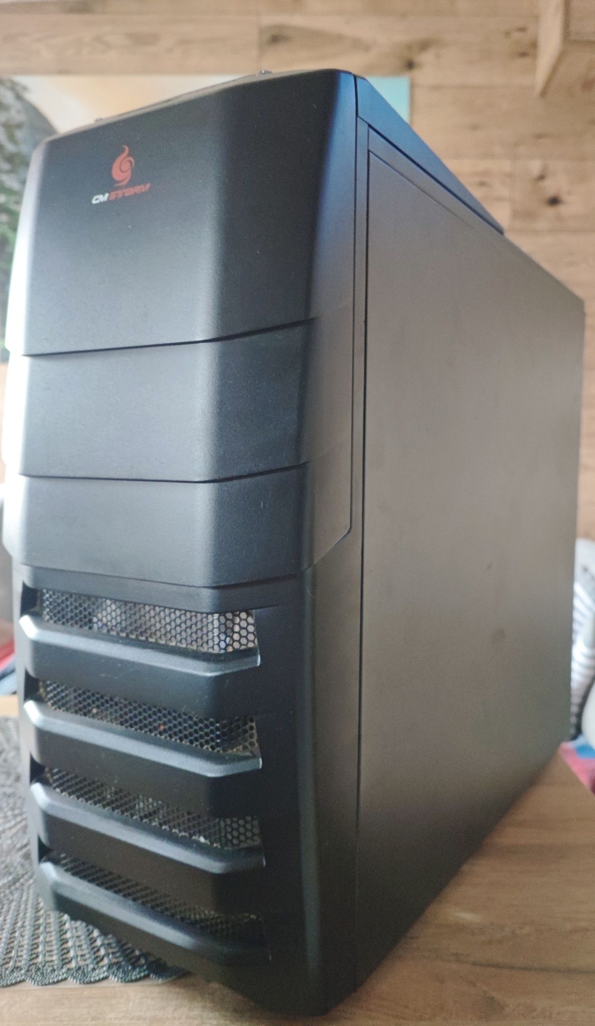 Komputer Gamingowy Ryzen 5 5600X / RTX 3060 / 32GB RAM + Monitor 165Hz