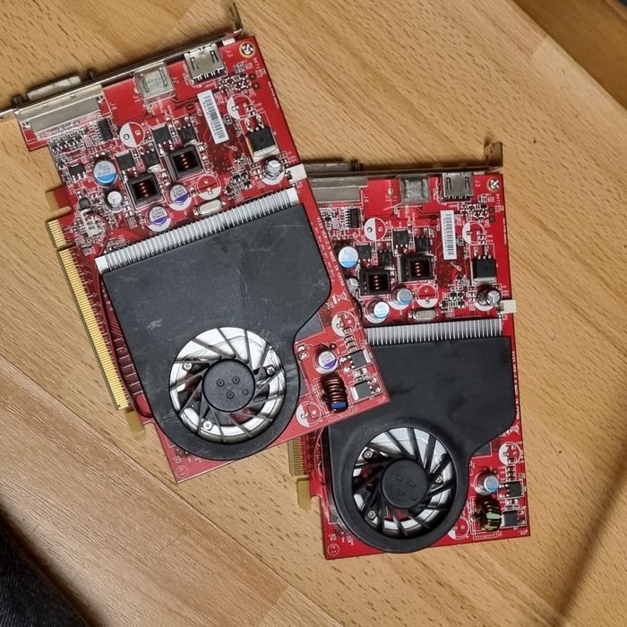 2x NVidia Geforce 9500GS 128mb