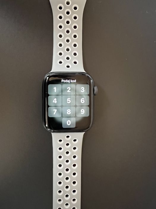 Apple Watch 6 - koperta 44 mm