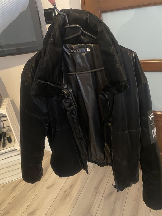 Kurtka czarna krótka