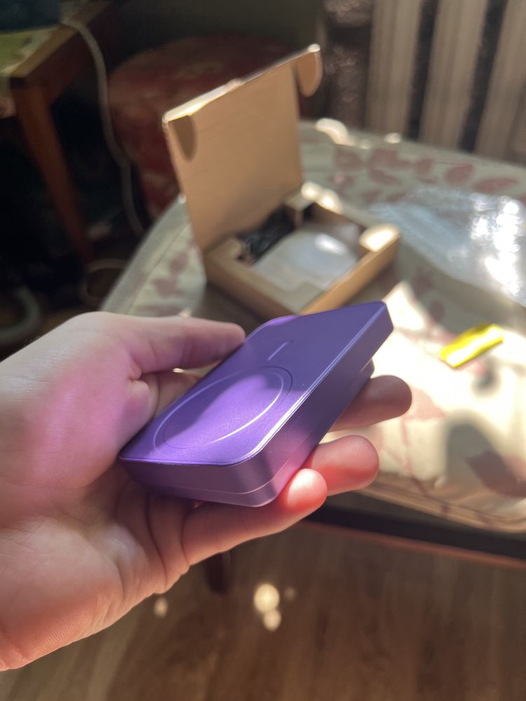 Повербанк з MagSafe 10000
