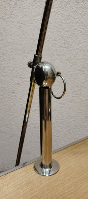 Lampa podłogowa z gazetnikiem 2 poł. XX w.
