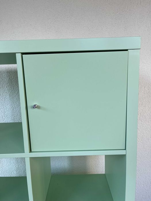 Regał miętowy z szafkami – 8 półek, stan bardzo dobry IKEA