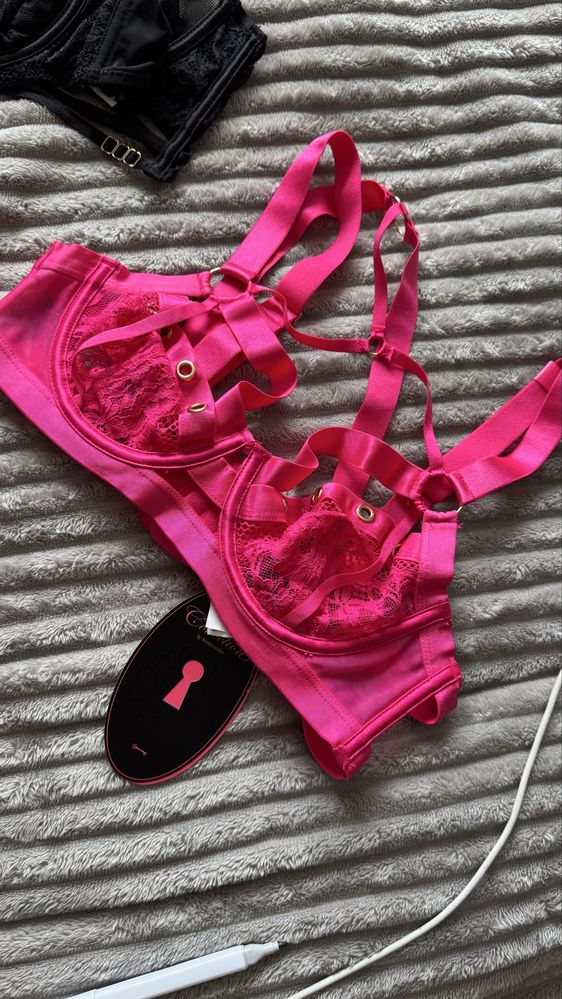 Hunkemoller оптом (мішком )21.9Кг 325 одиниць)