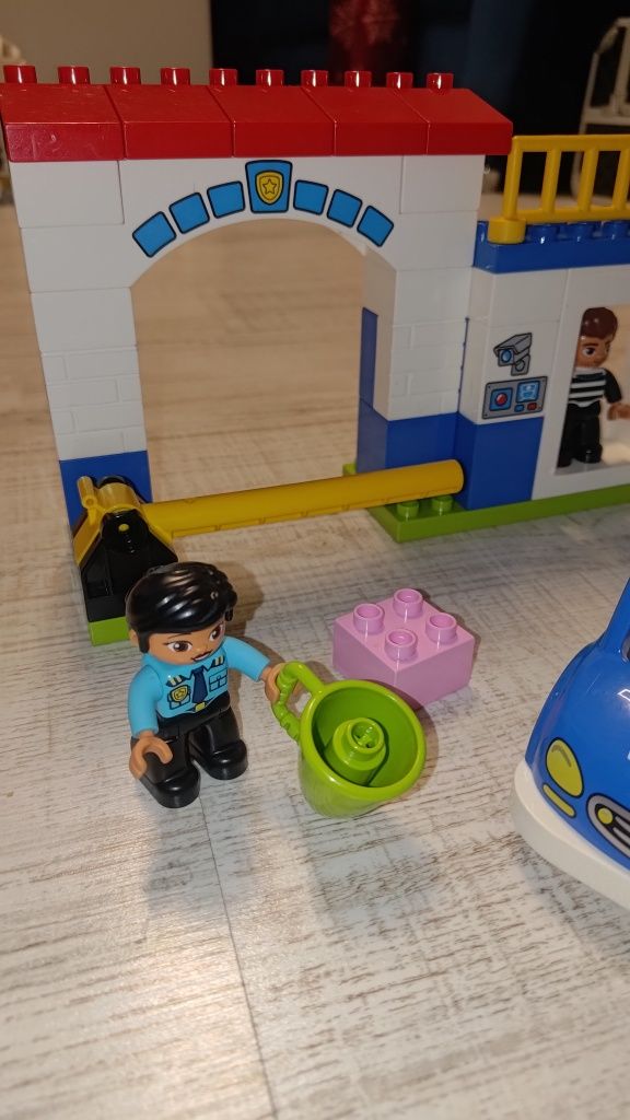 LEGO DUPLO Posterunek policji 10902