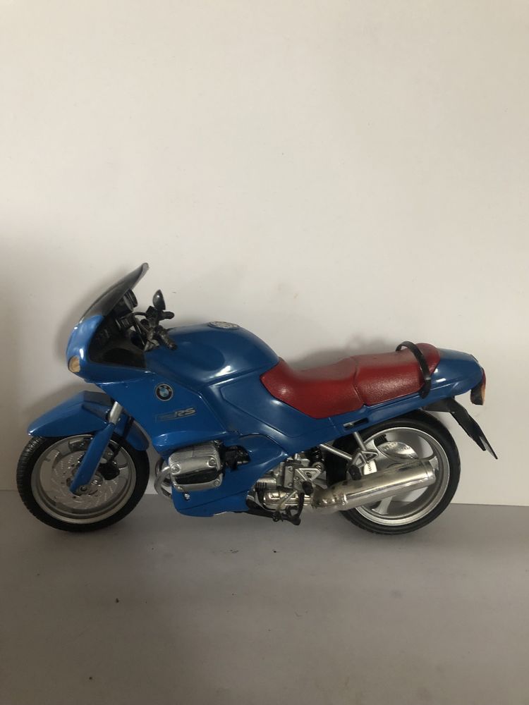 BMW R1100RS com 18cm