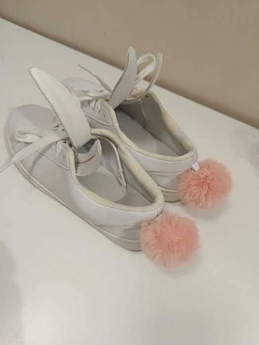 Obuwie sportowe damskie