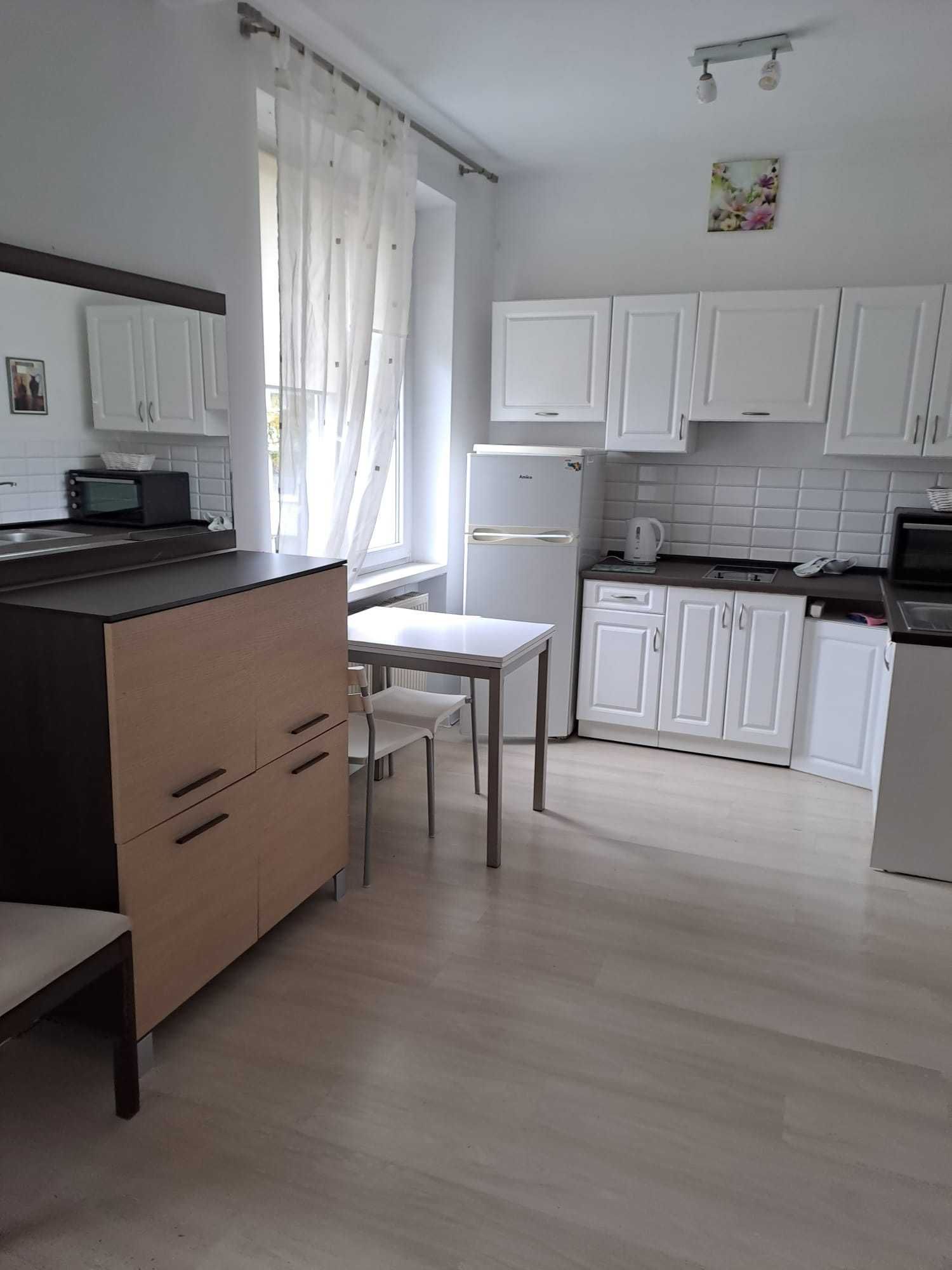 wynajmę wygodną urządzoną kawalerkę w najładniejszym miejscu Gliwic
