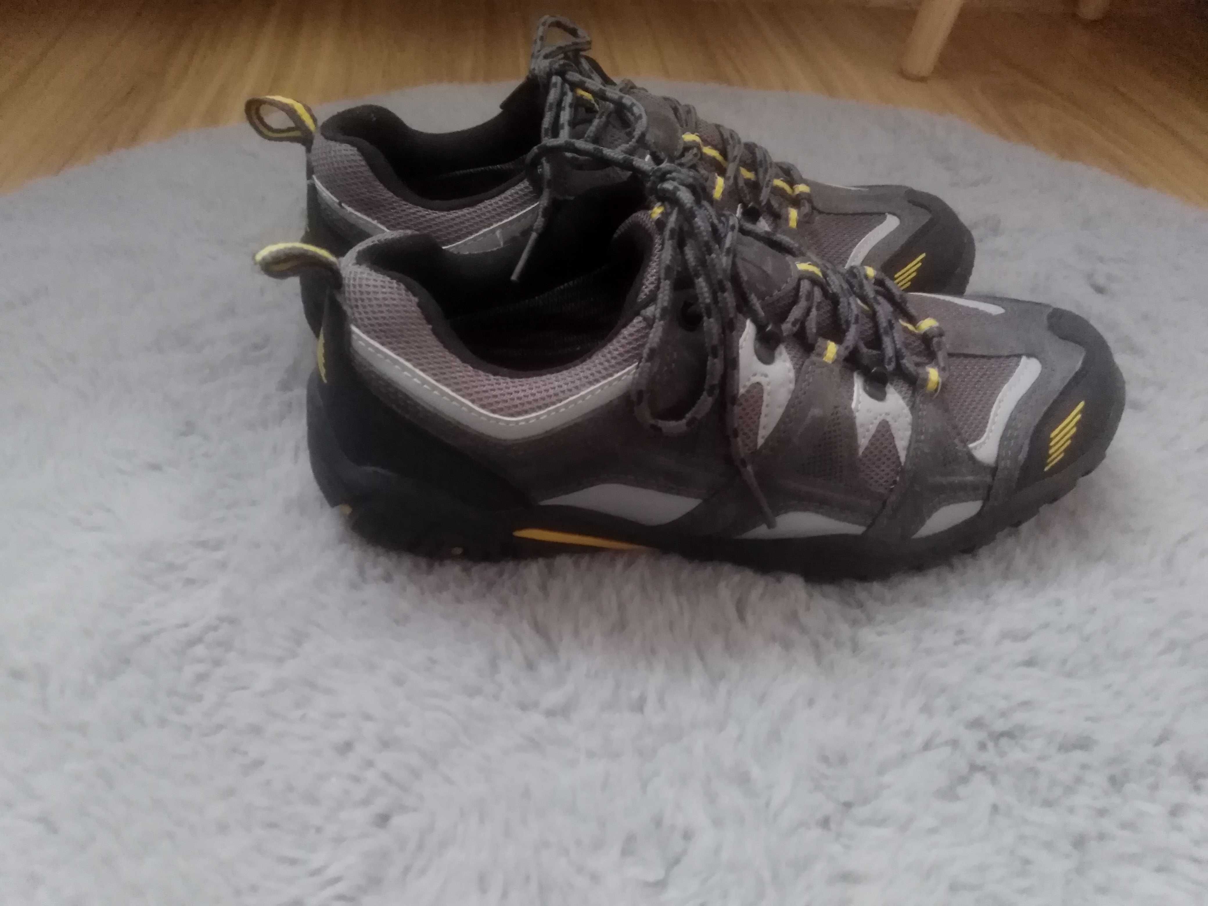 Buty mountain rozm. 41.Nowe. Cena 100zl