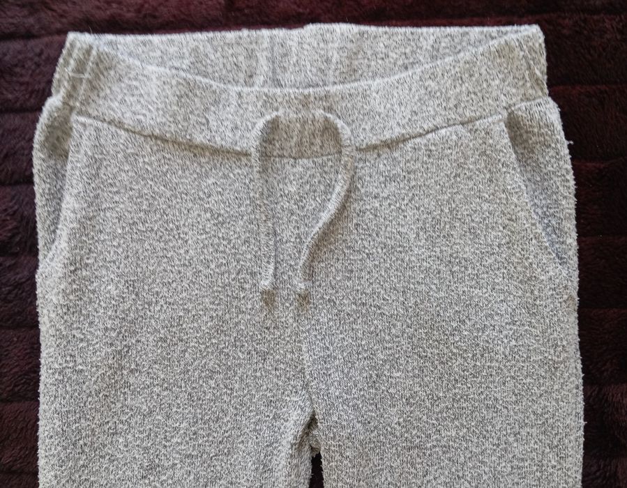 R. 152 dresy Primark, spodnie dresowe, szare, melanżowe