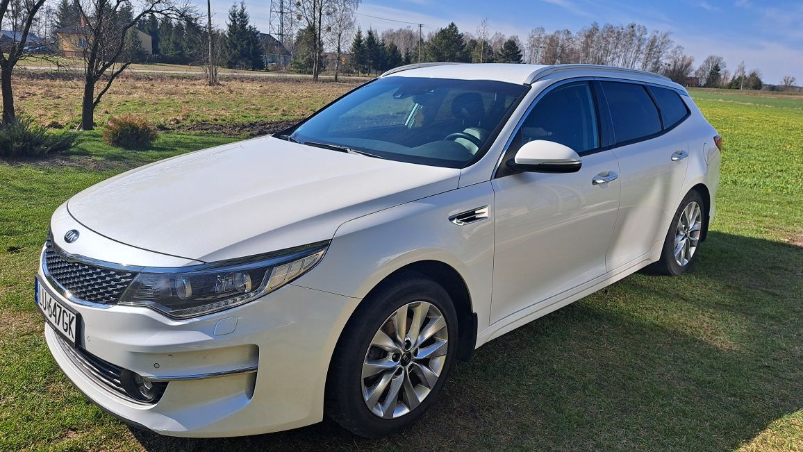 Kia Optima Salon PL