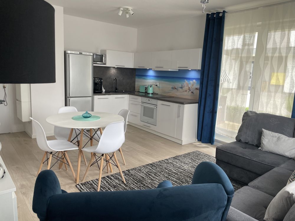 Apartament nad morzem WAKACJE urlop WOLNY LIPIEC  BASEN