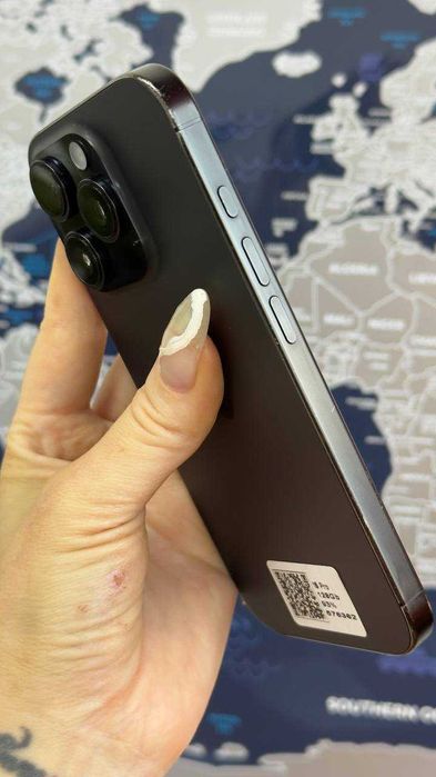 Apple Iphone 16 Pro 128Gb та 256Gb Black Titanium Neverlock