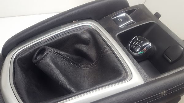 Apoio de braço NISSAN Qashqai II (J11)