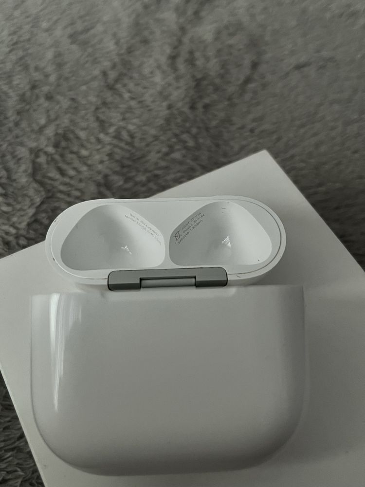 Apple Airpods 4. Оригінал.