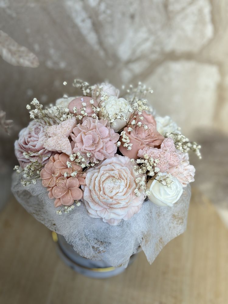 Zapachowy flowerbox swiece sojowe 16 sztuk
