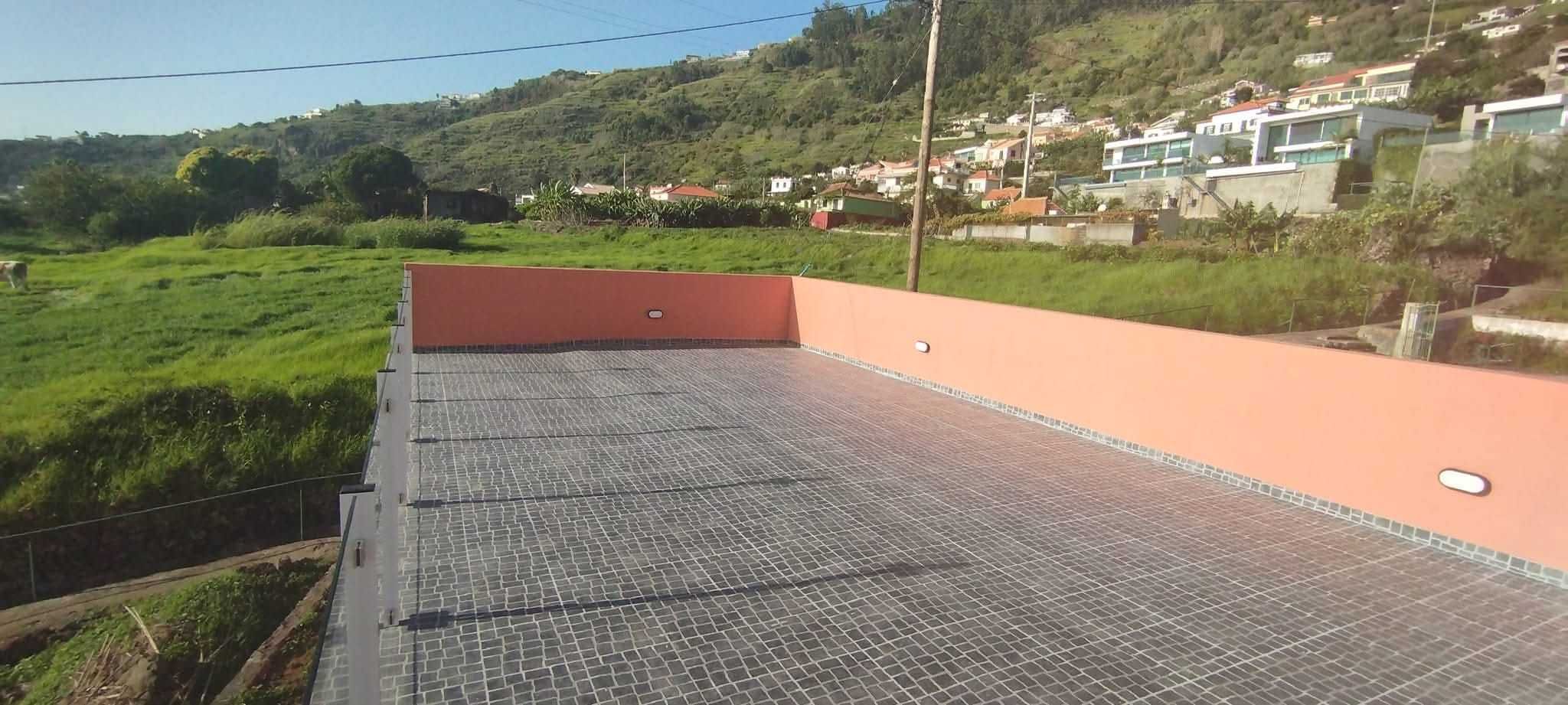 Moradia T3 Remodelada com 2 Suítes — Arco da Calheta (Madeira)