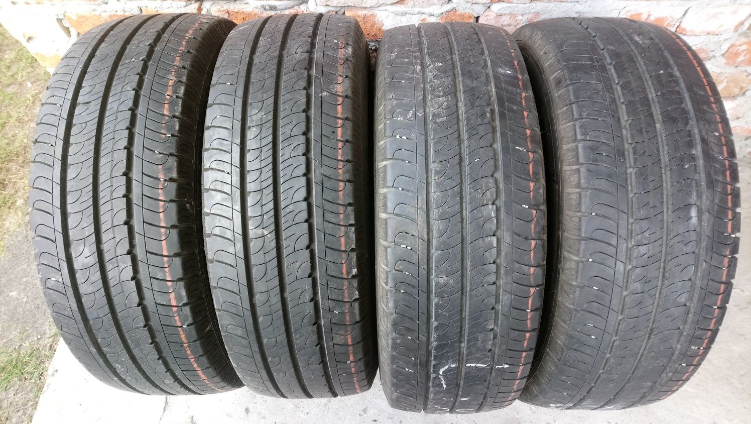 Шини Good Year Efficient Grip Cargo 215/65 R16C