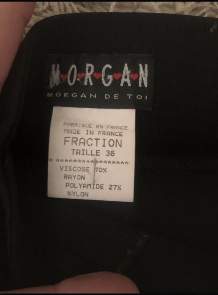 Czarna spódnica rozm. 36, firmy MORGAN