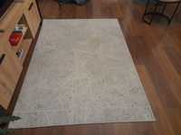 Sprzedam nowoczesny dywan 140x200 cm