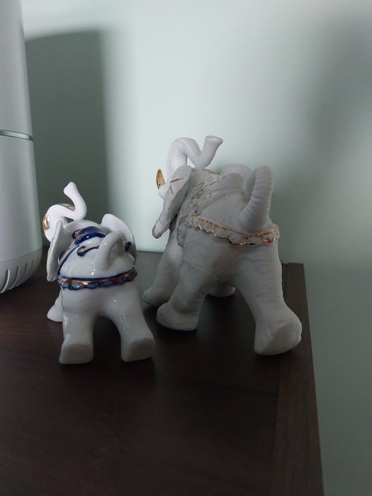 2 słoniki ceramiczne, pozłacane