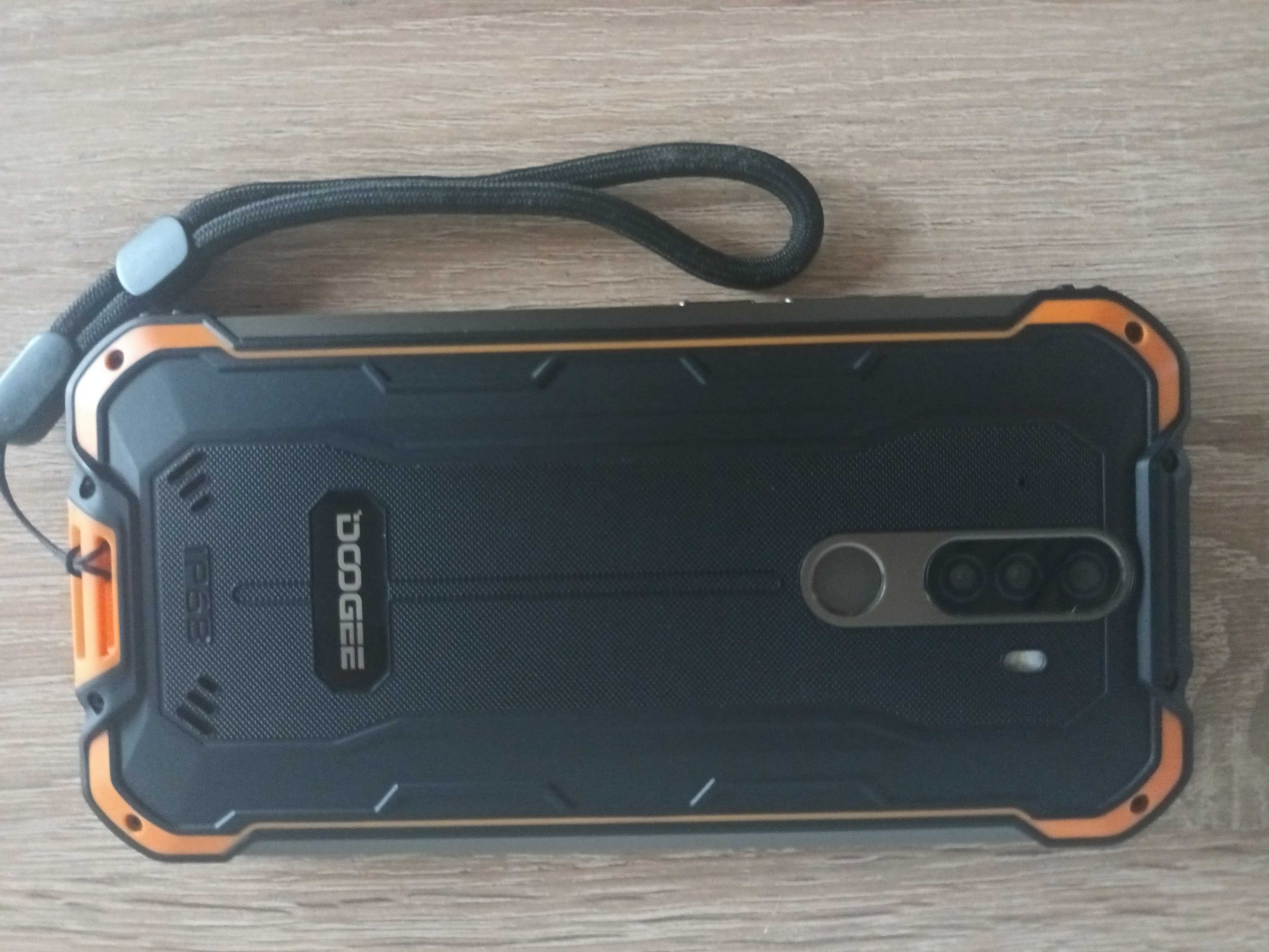 Sprzedam DOOGEE S58 Pro