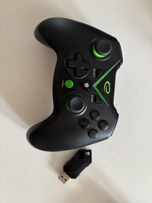 Pad bezprzewodowy Esperanza PC/PS3